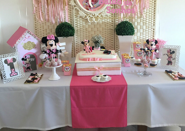 Minnie e o 1º Aniversário da Ema - Balão de Sonhos :: organização de festas e eventos Algarve, Lagos